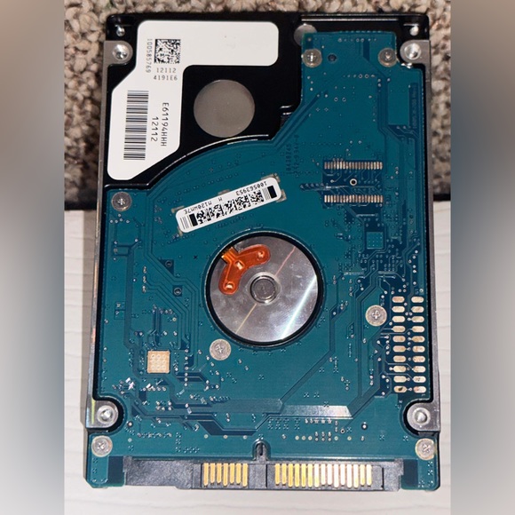 Seagate 500 GB 2.5” Hard drive Momentus 7200.4 RPM SATA - Picture 2 of 4